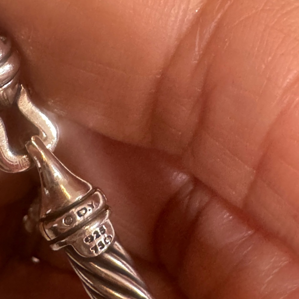 Authentic David Yurman, Twisted Silver Bracelet 5mm medium cuff - Picture 3 of 8
